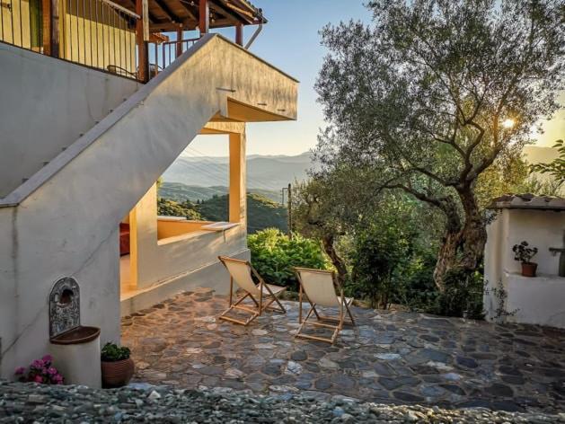Mistra Estates Villa The Vine Pikoulianika ภายนอก รูปภาพ